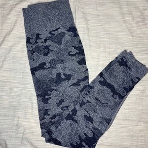 Gymshark dupe - Black camo leggings